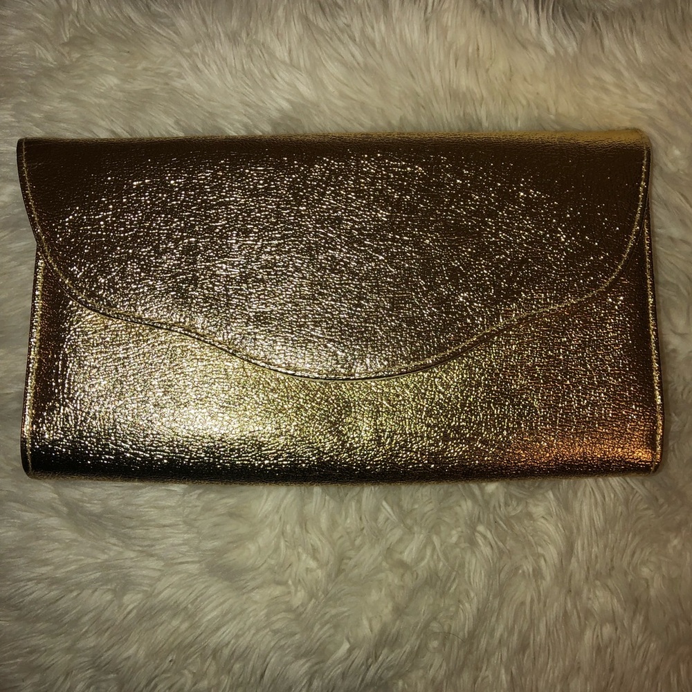 Gold large clutch 💎✨✨✨